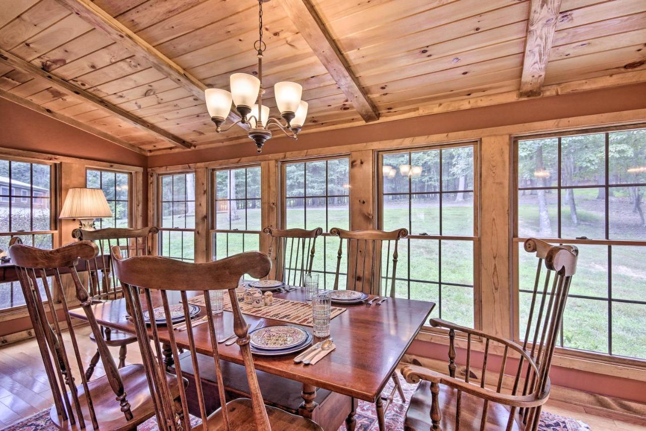 Creekside Berkeley Springs Cabin On 35 Acres! Экстерьер фото